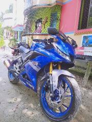 YAMAHA R15 V3